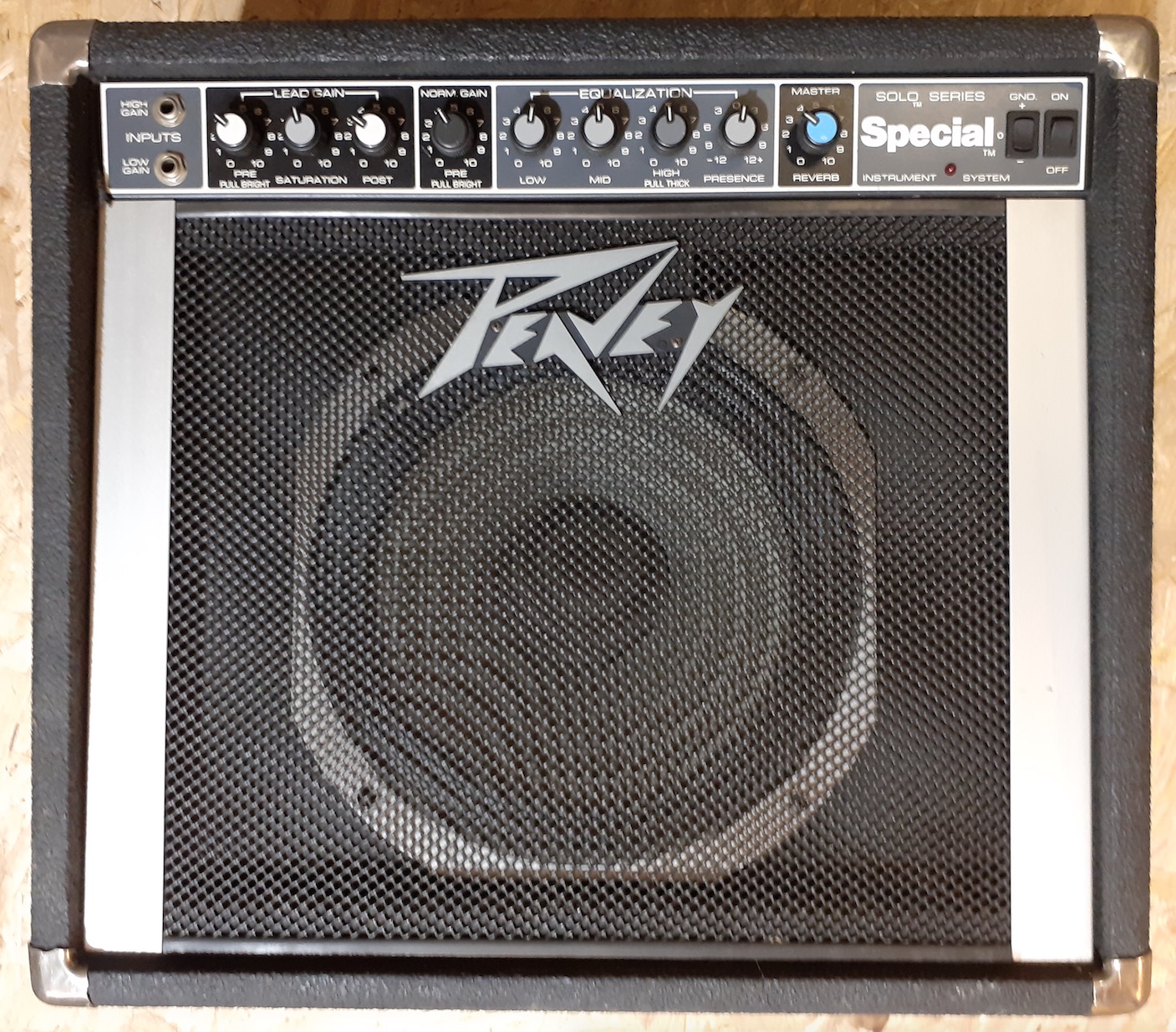 Peavey Solo Series Special 120W
